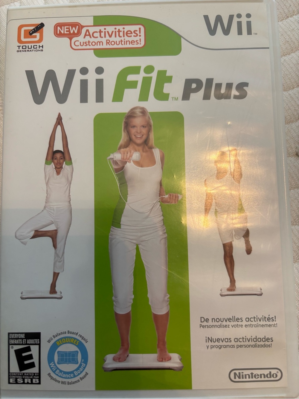 Nintendo Wii Fit Plus - White & Lime Green Cover